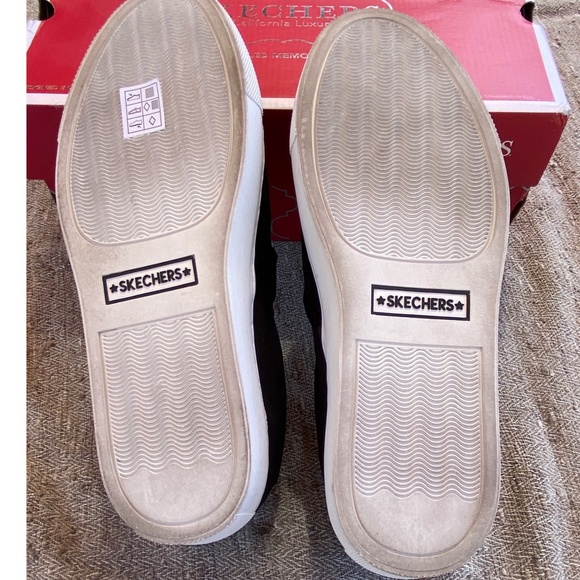 SKECHERS SlipOn Sneakers Velveteen - Picture 9 of 11